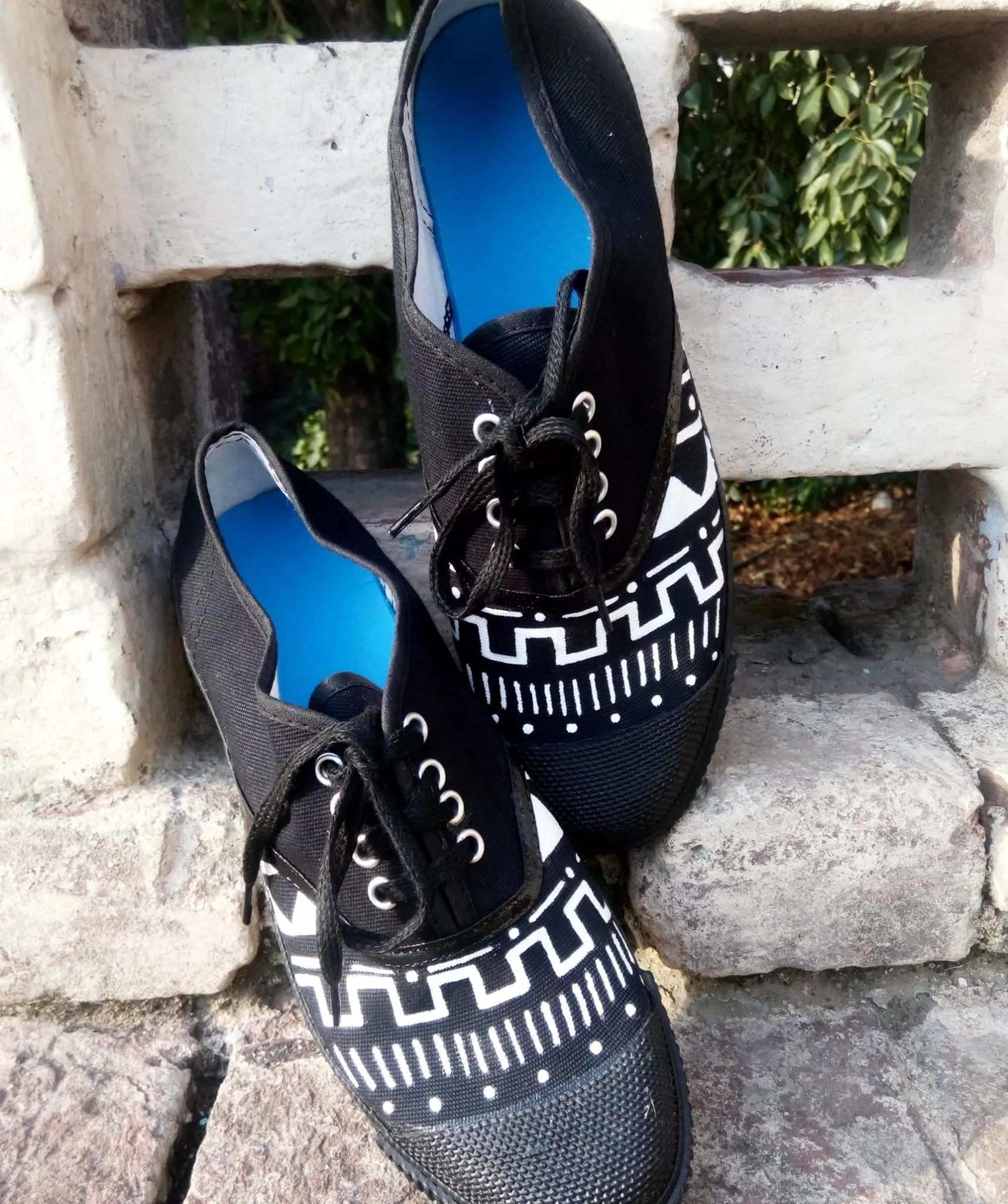 Funky N Trendy hand painted water resistant AZTEC theme black shoes