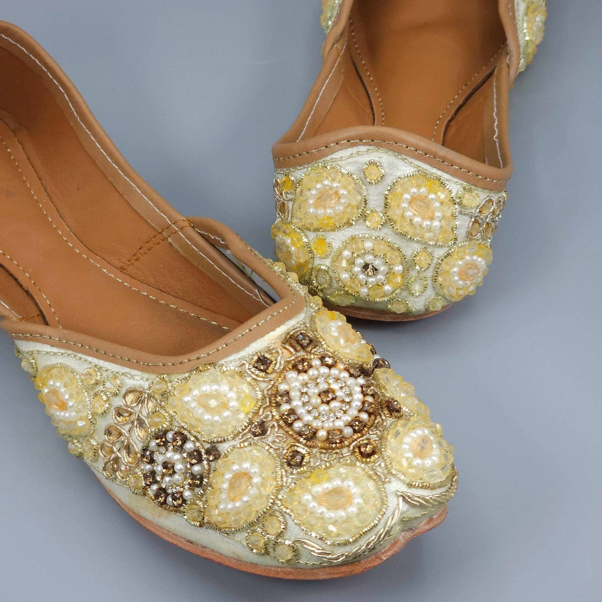 Kiran light Gold Bridal Jutti