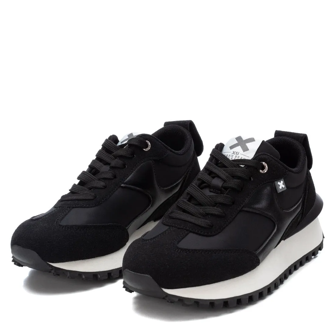 Roma Black Sneakers